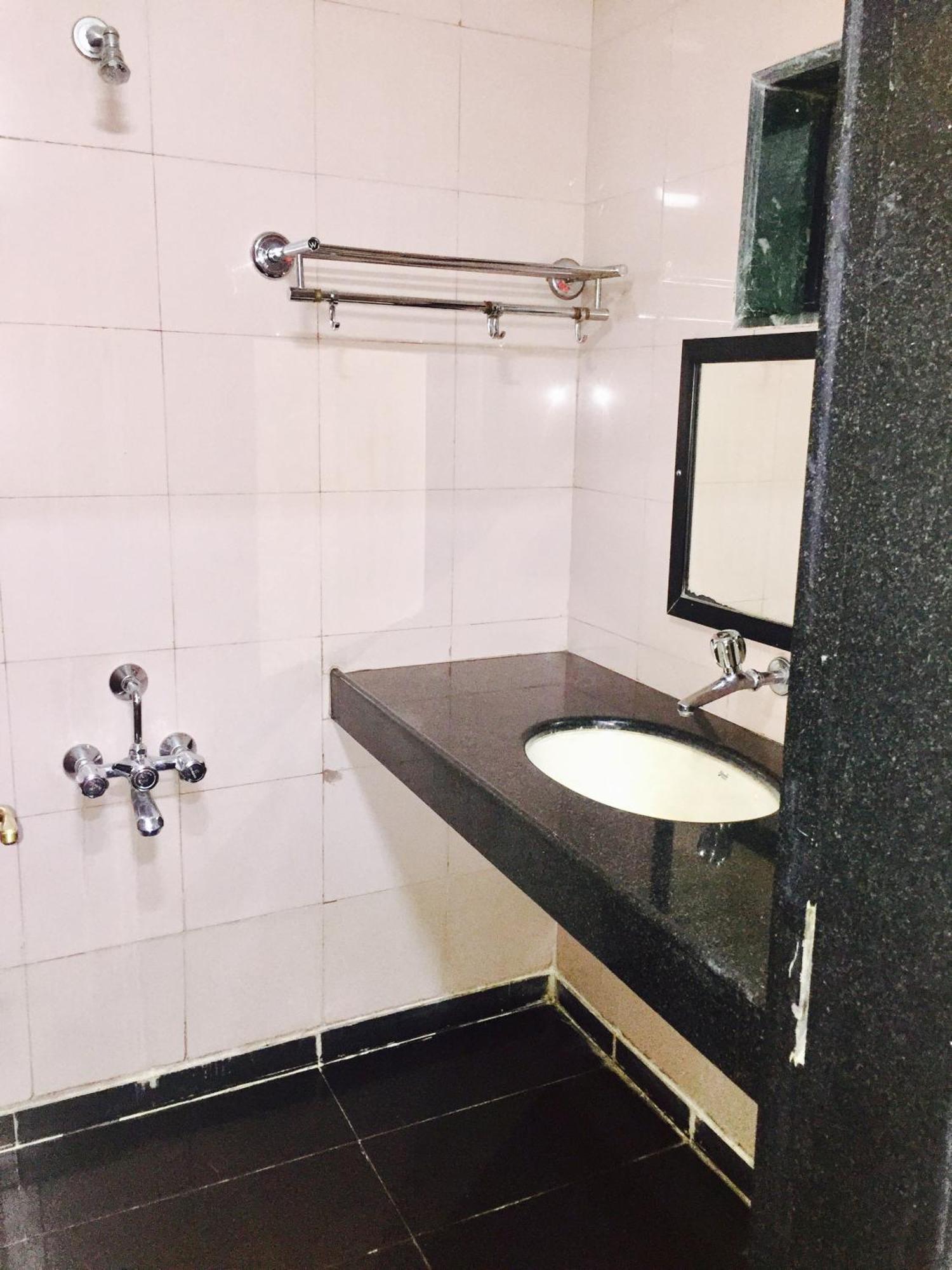 Hotel New Uttam Hira Palace Nashik Ngoại thất bức ảnh
